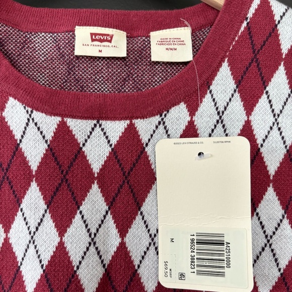 NWT Levi’s Ilia Red Argyle Knit Sweater Vest Vintage Inspired Shrunken Fit M - Picture 6 of 8